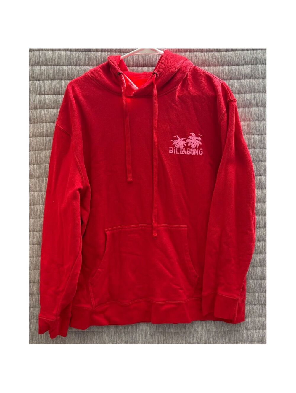 Billabong Hoodie Men's Large Red with Palm Tree Graphic Comfy Streetwear